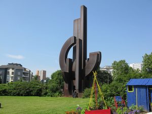 la liberté scultura in acciaio cor-ten