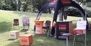 sedute personalizzate per stand espositivi