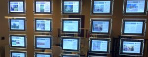 Espositori per agenzie immobiliari
