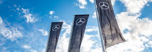 [copertinaaa]Autotorino Mercedes-Benz Bandiere_1 copia